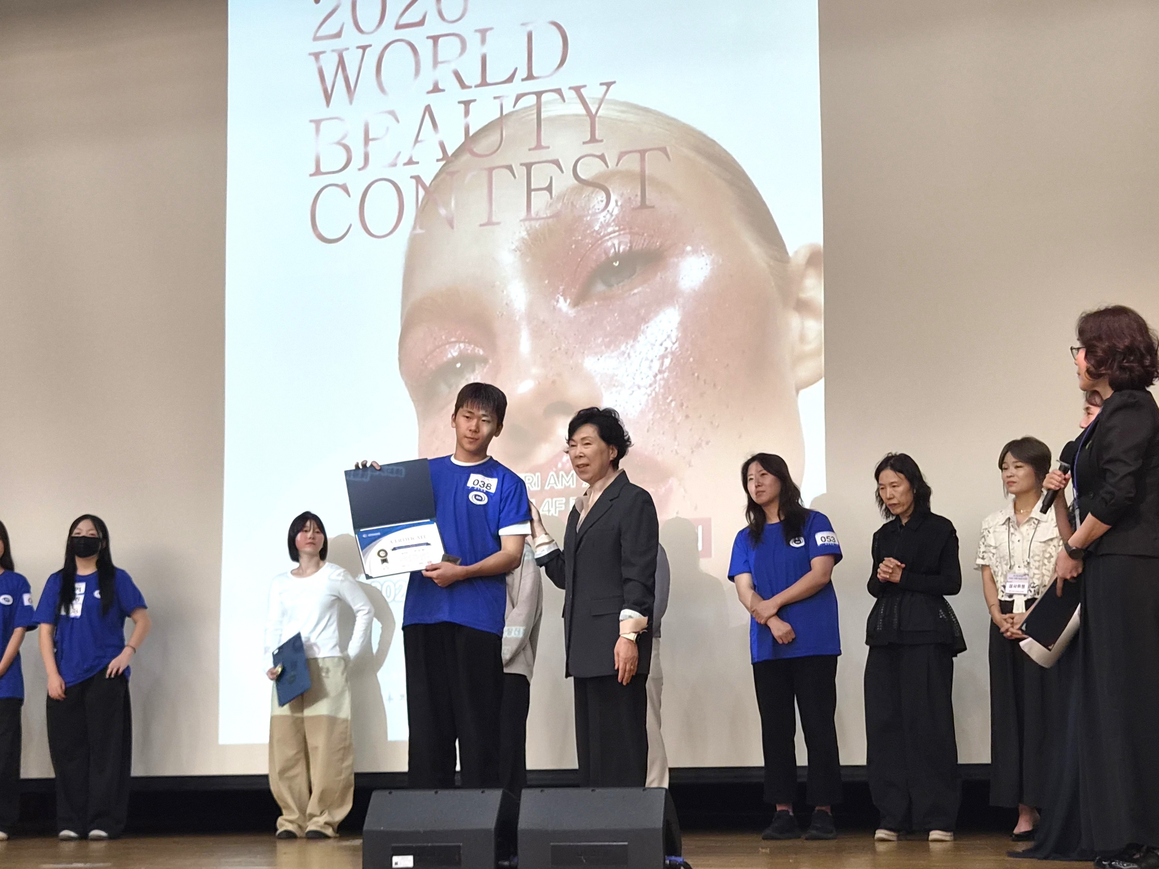  �뼺 �̿�� ,��11ȸ BIS�� ���� �̿롤�̿� ��ɰ���ȸ �л� 8�� ���� �� �������� ǥâ!